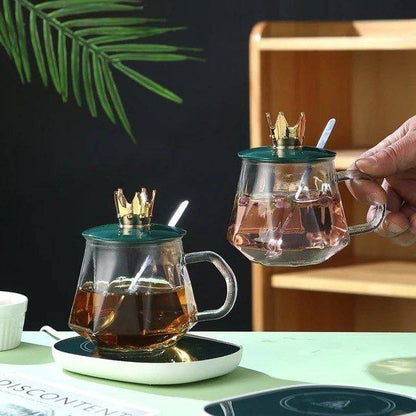 مج بغطاء شكل تاج
